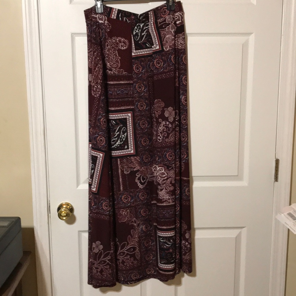 Maxi skirt